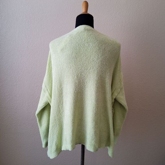 Hello Nite Plush Pullover Cozy Super Soft Oversized Ruffle Sweater S/M Green New - Picture 2 of 8